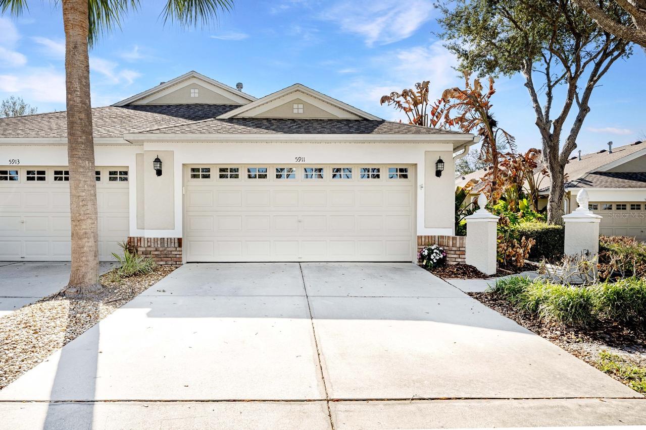 5911 Phoebenest Dr., Lithia, FL 33547