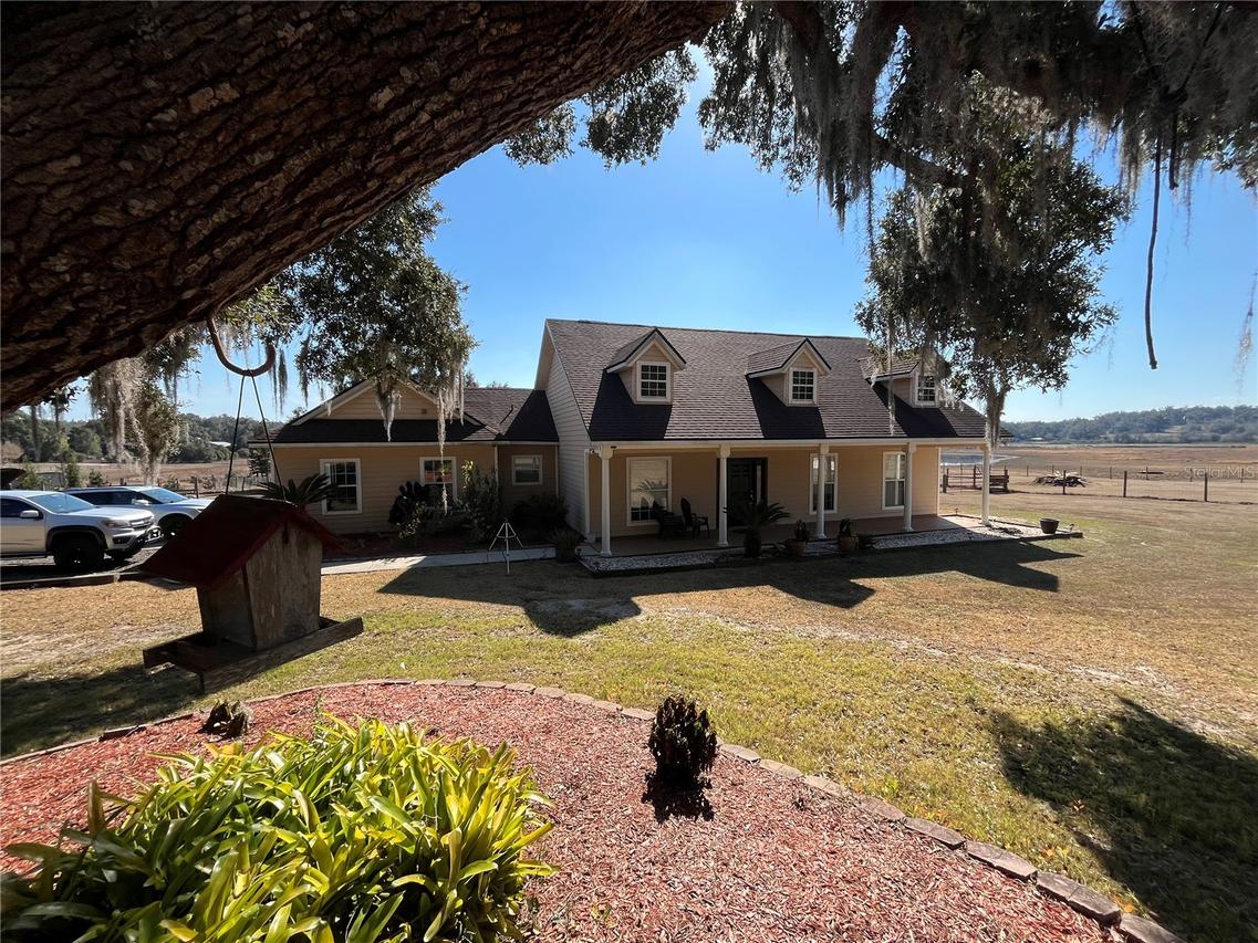 35400 Lake Ray Dr., Dade City, FL 33525