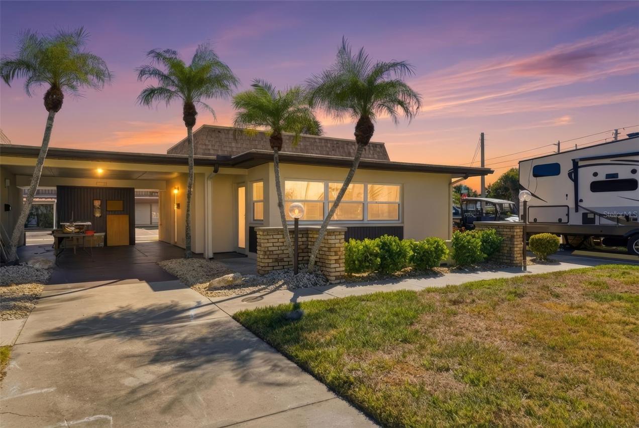 5153 Turquoise Ln. #102, New Port Richey, FL 34652