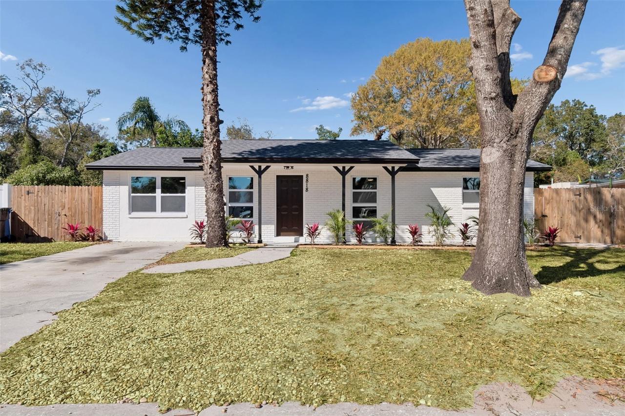 8818 Auburn Way, Tampa, FL 33615