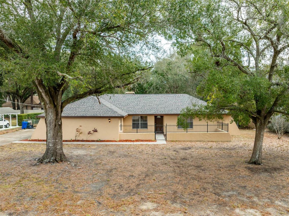 905 Stanberry Dr., Brandon, FL 33511