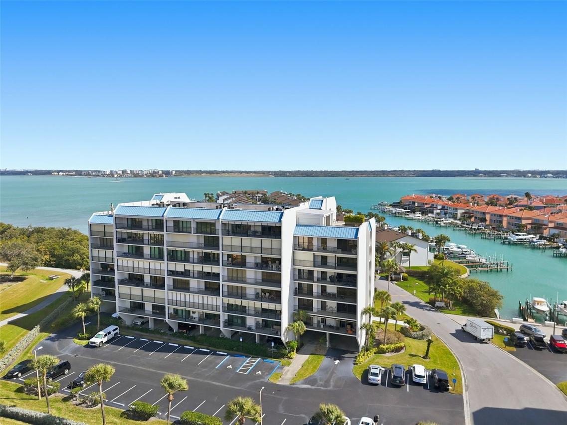 1581 Gulf Blvd. #403N, Clearwater Beach, FL 33767