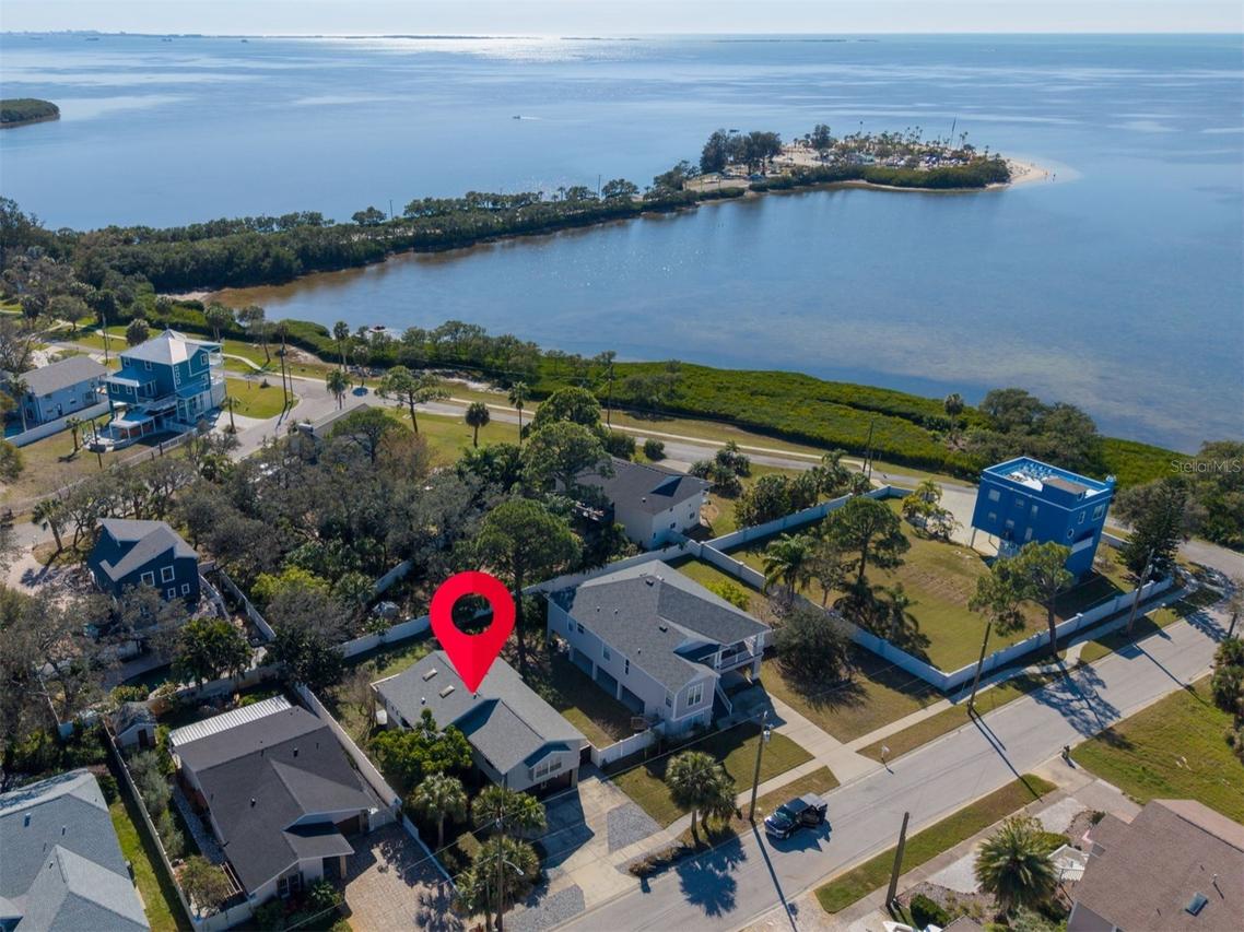 1907 Gulf Beach Blvd., Tarpon Springs, FL 34689