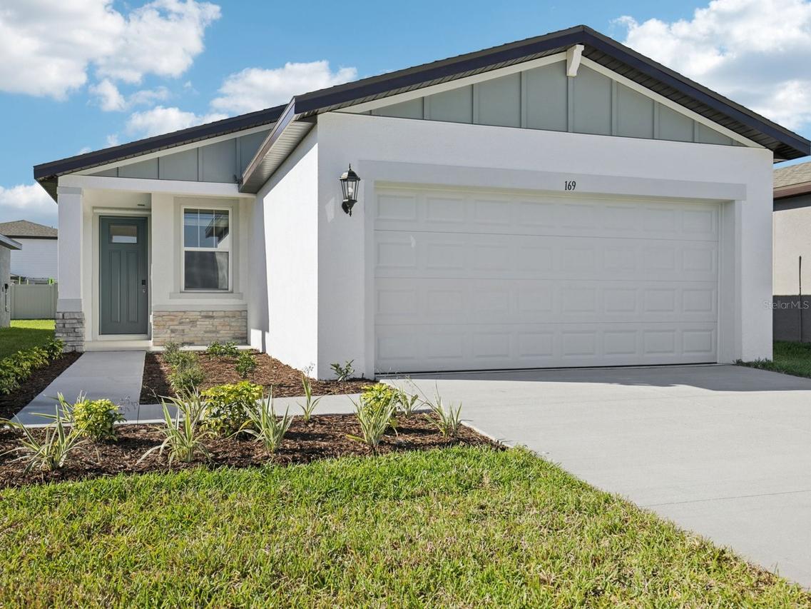 169 Canoe Bend Ave., Nokomis, FL 34275