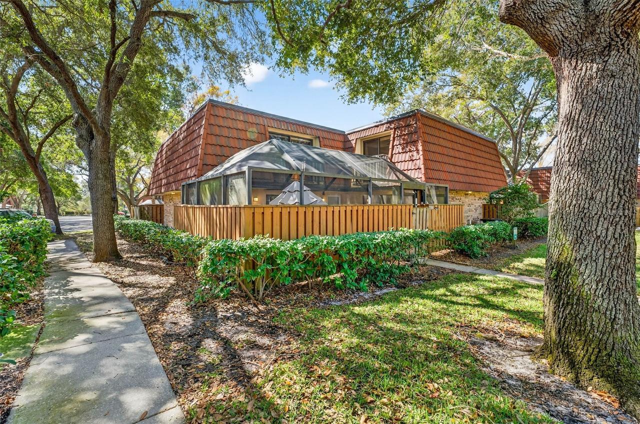 2708 9th Ct., Palm Harbor, FL 34684
