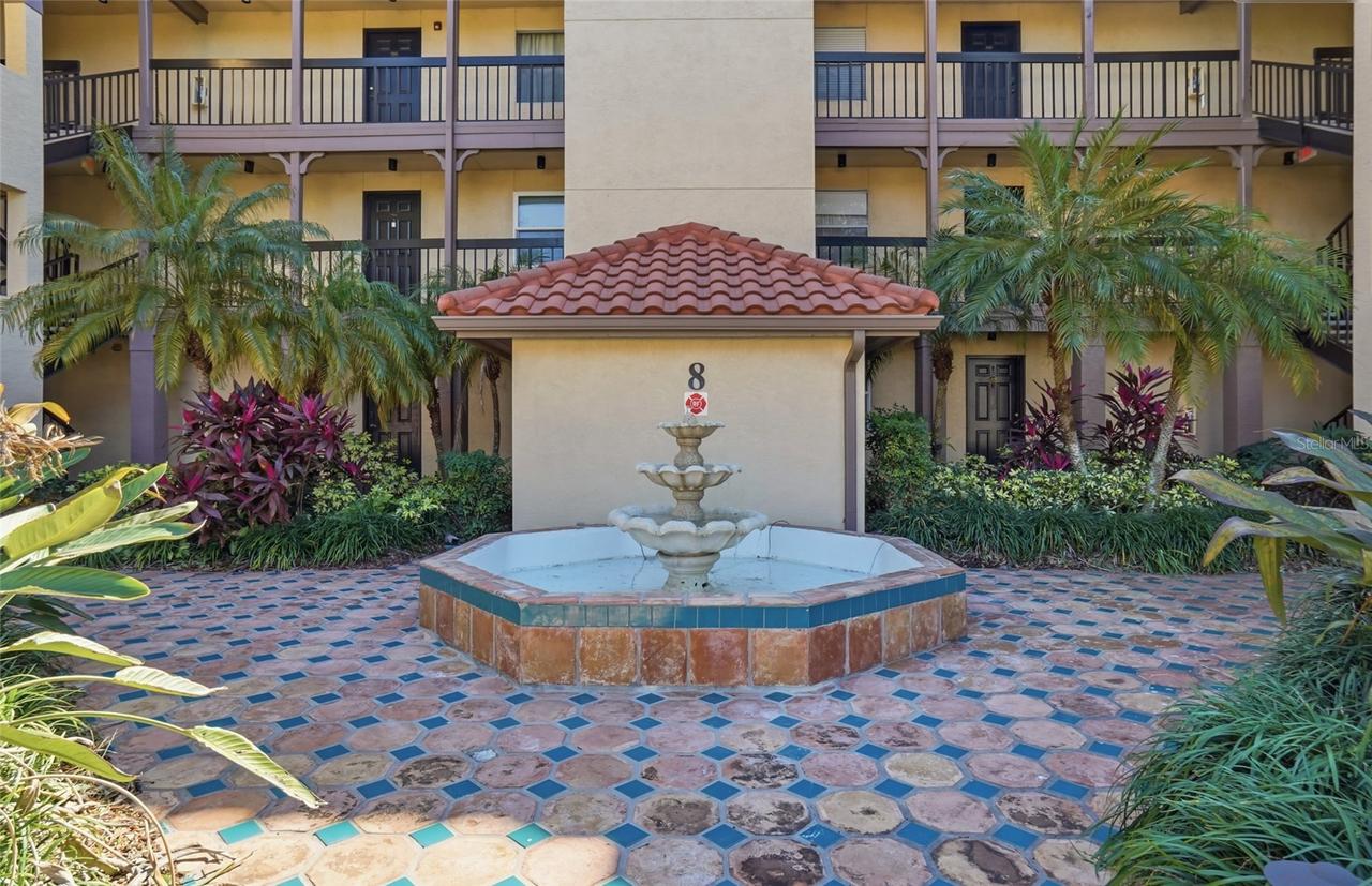 2400 Feather Sound Dr. #821, Clearwater, FL 33762