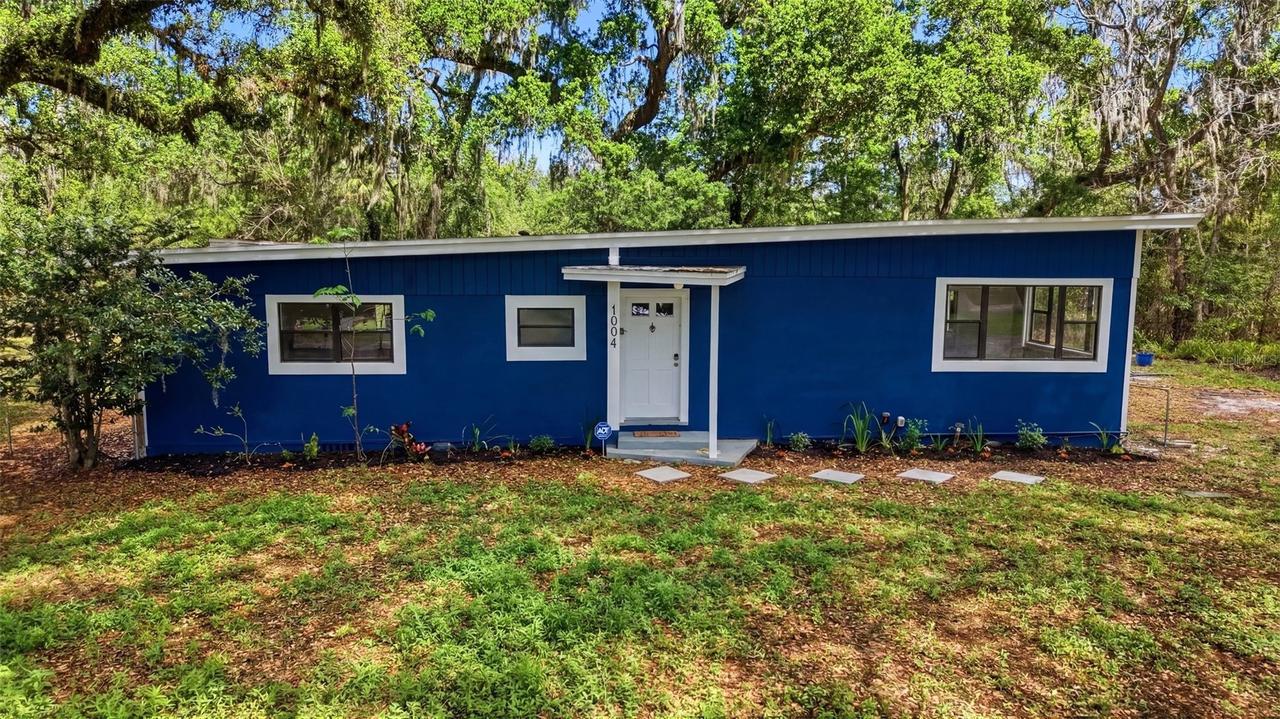 1004 Oakland Heights Ave., Plant City, FL 33563