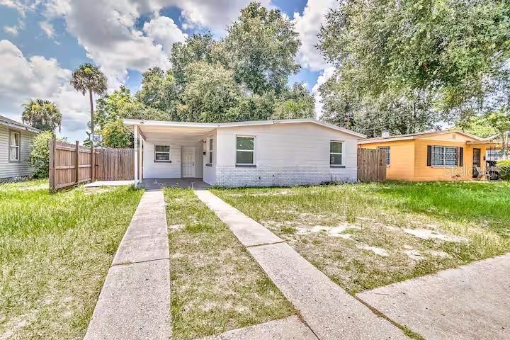 2804 N 33rd St., Tampa, FL 33605