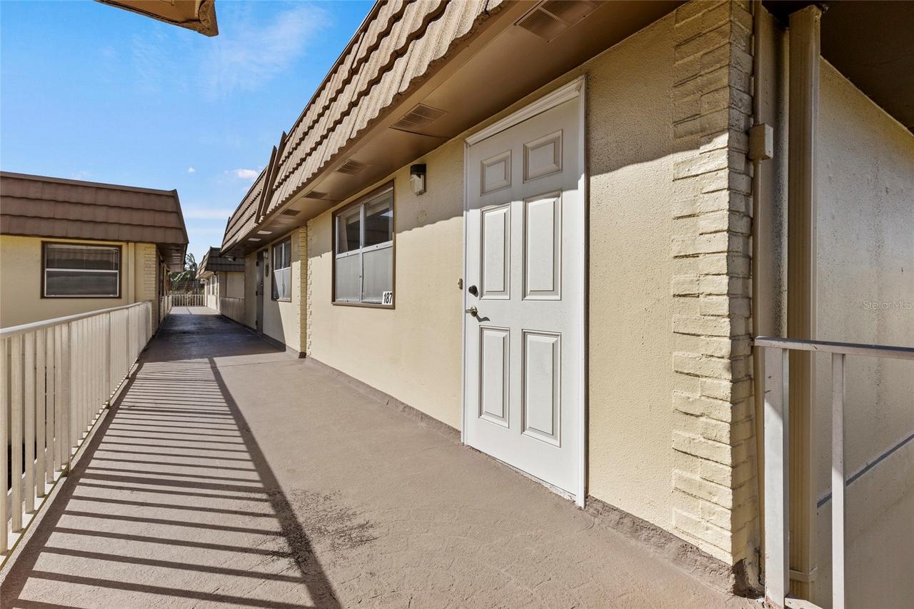 187 Saxony Ter. #D, Delray Beach, FL 33446