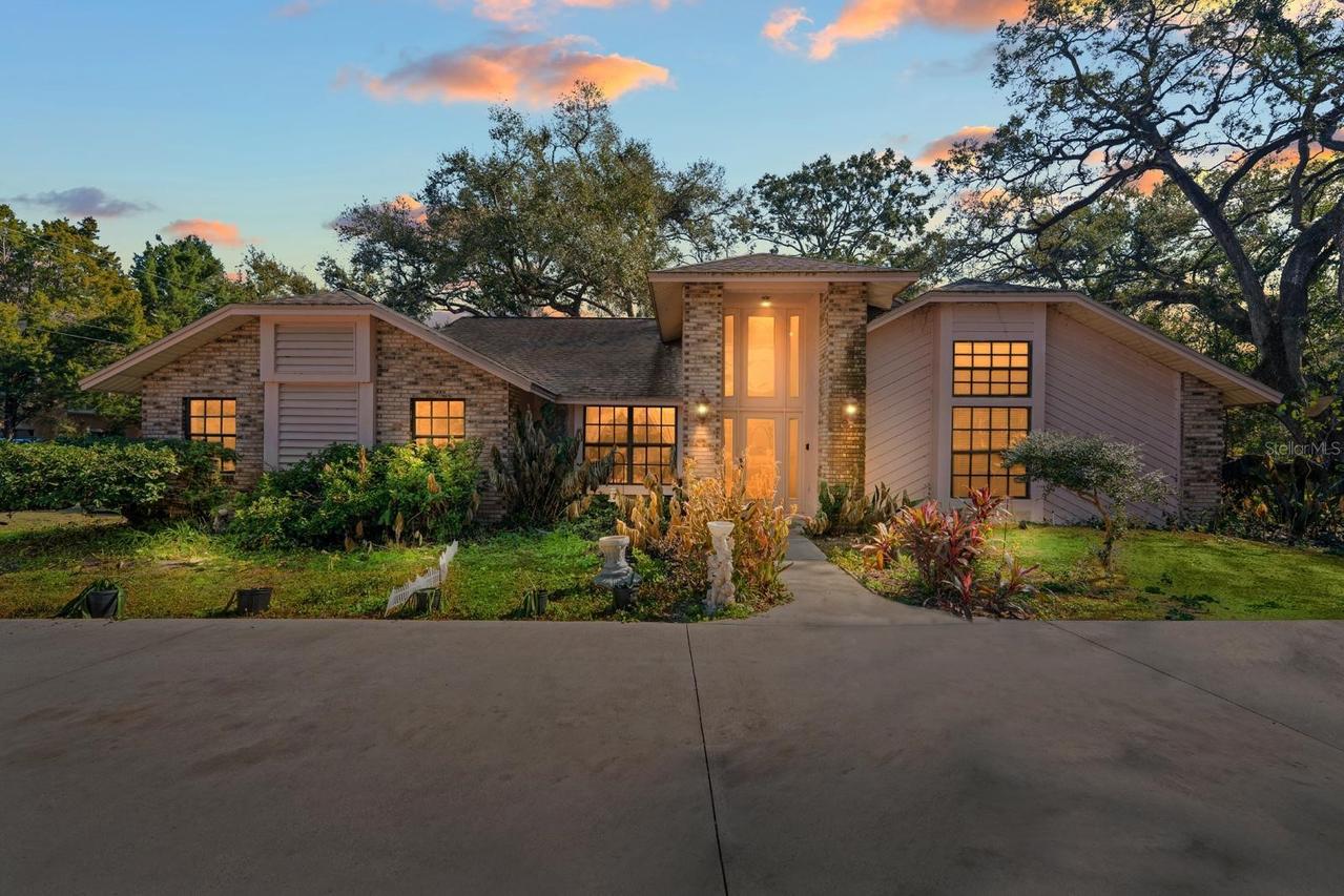 2501 E Diana St., Tampa, FL 33610