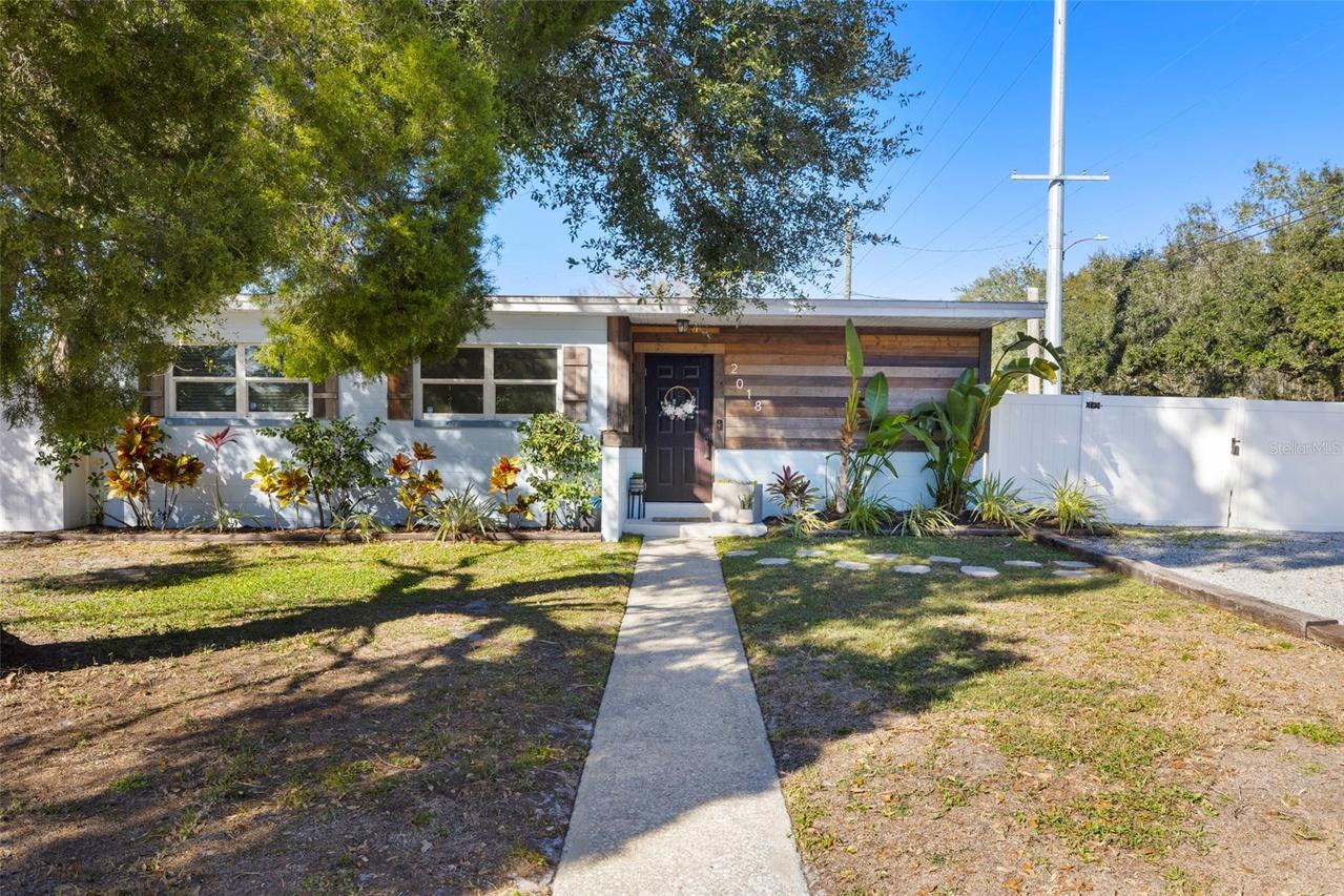 2018 E Broad St., Tampa, FL 33610