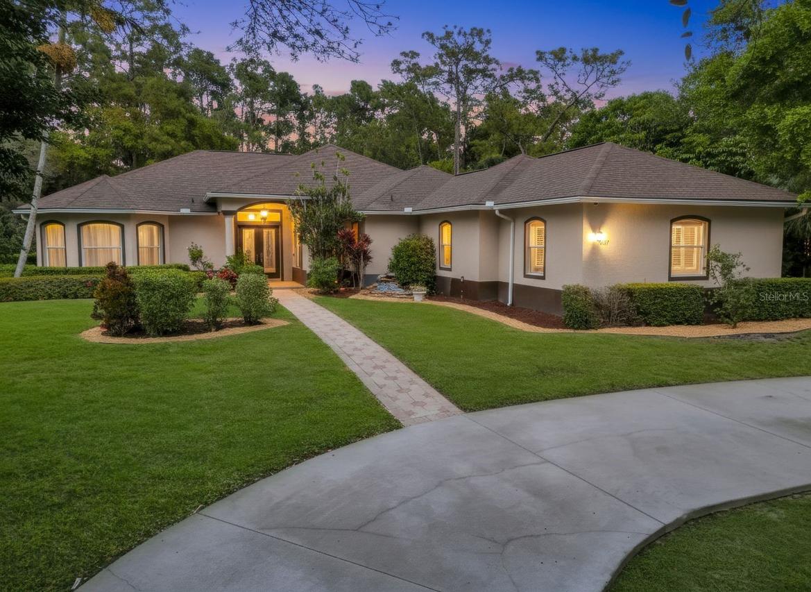 4727 7th Ave., Naples, FL 34119