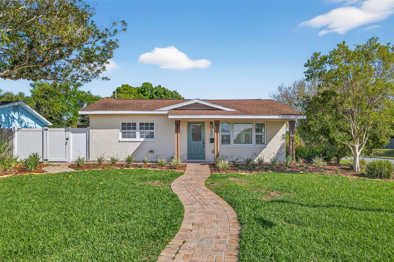 939 39th Ave., St Petersburg, FL 33703