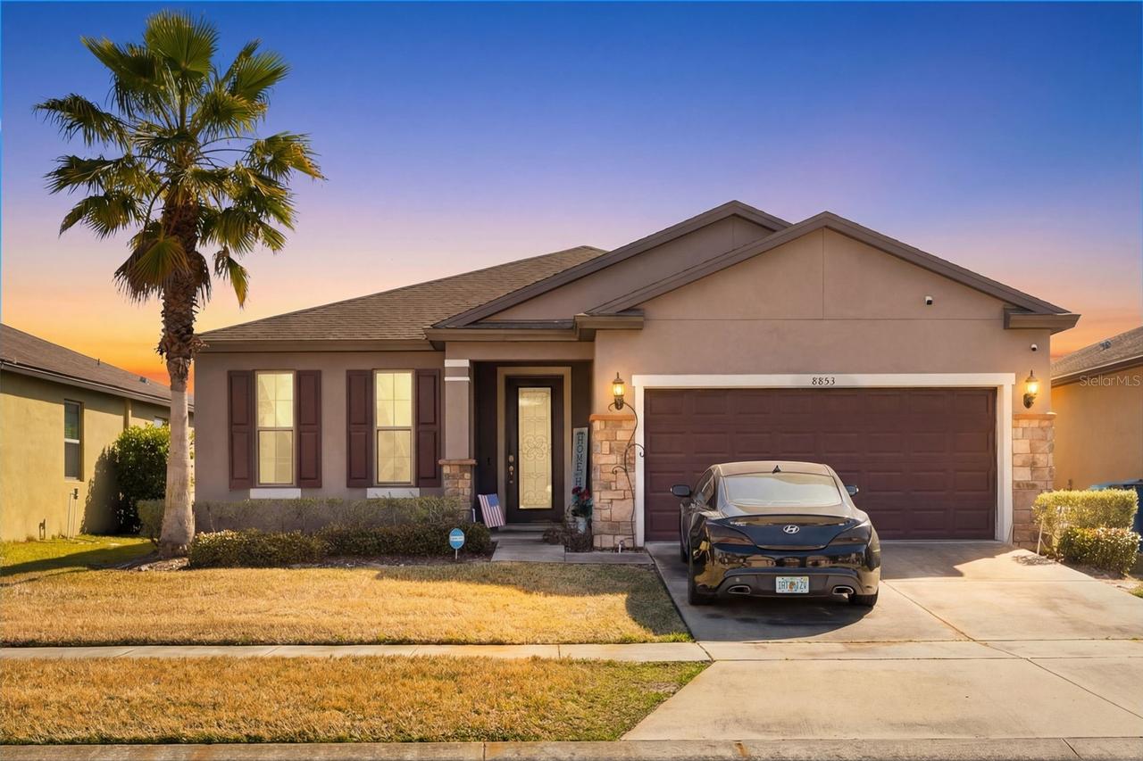 8853 Hinsdale Heights Dr., Polk City, FL 33868
