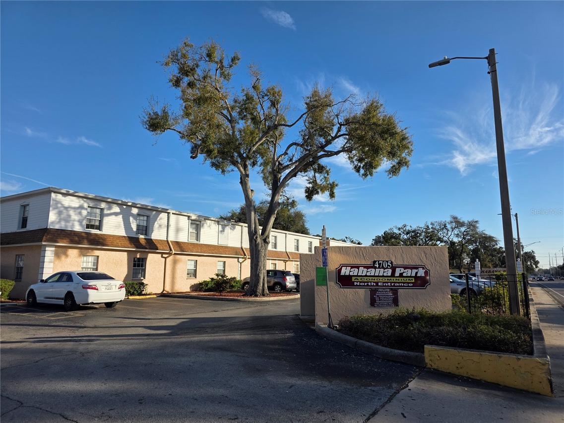 4724 Michael Ct. #121, Tampa, FL 33614