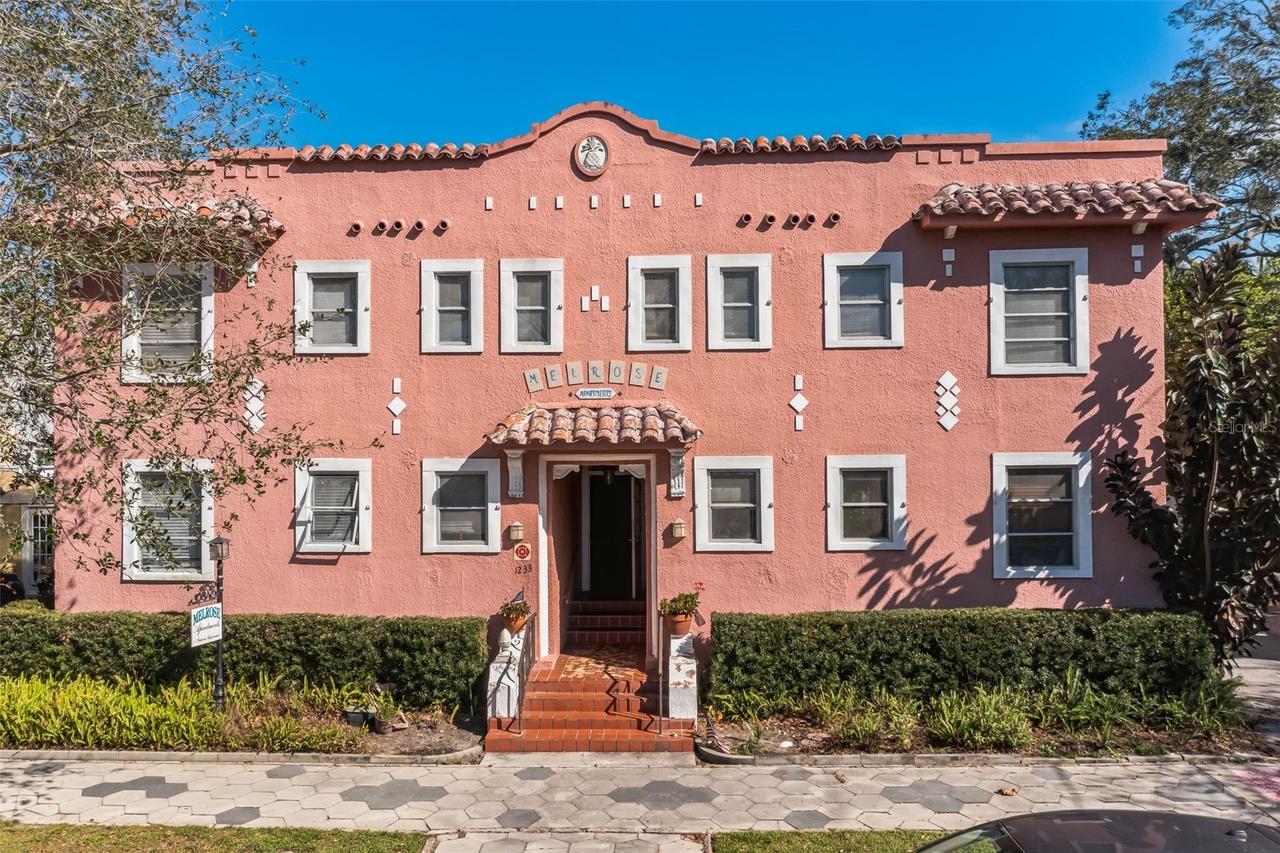 1233 Oak St., St Petersburg, FL 33701