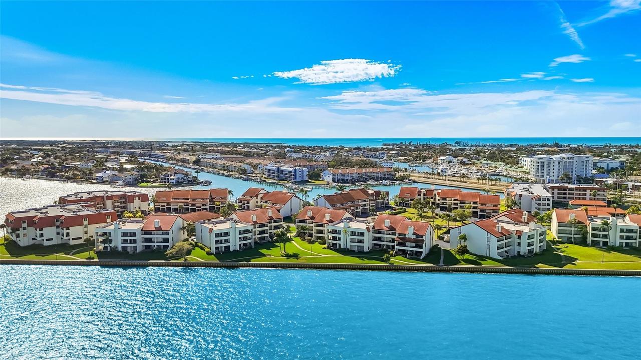 121 1st St. #109, Tierra Verde, FL 33715