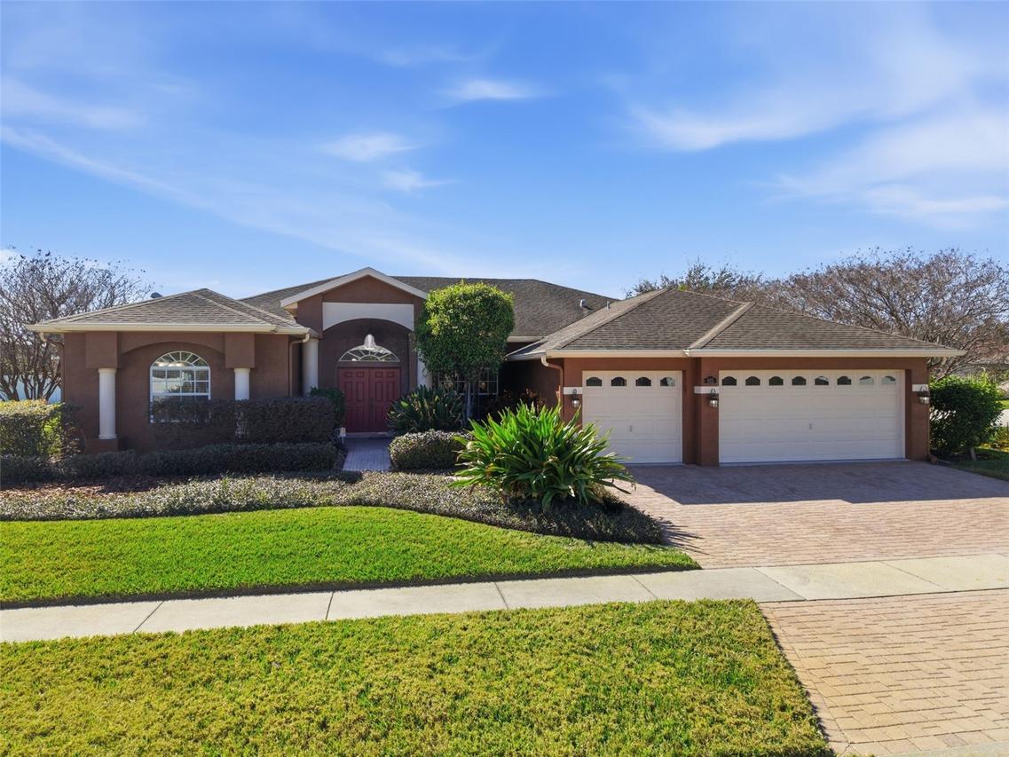 915 Vista Verde Ln., Sun City Center, FL 33573