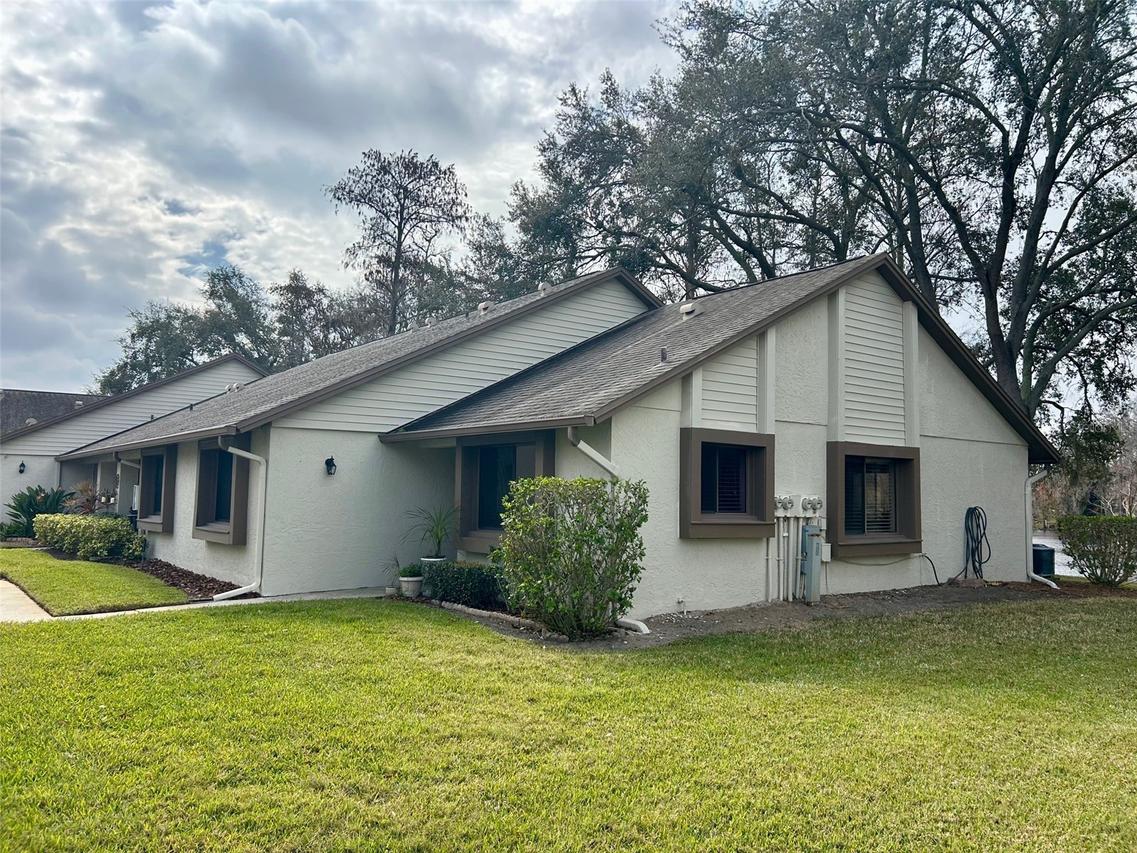 2584 Laurelwood Dr. #15C, Clearwater, FL 33763