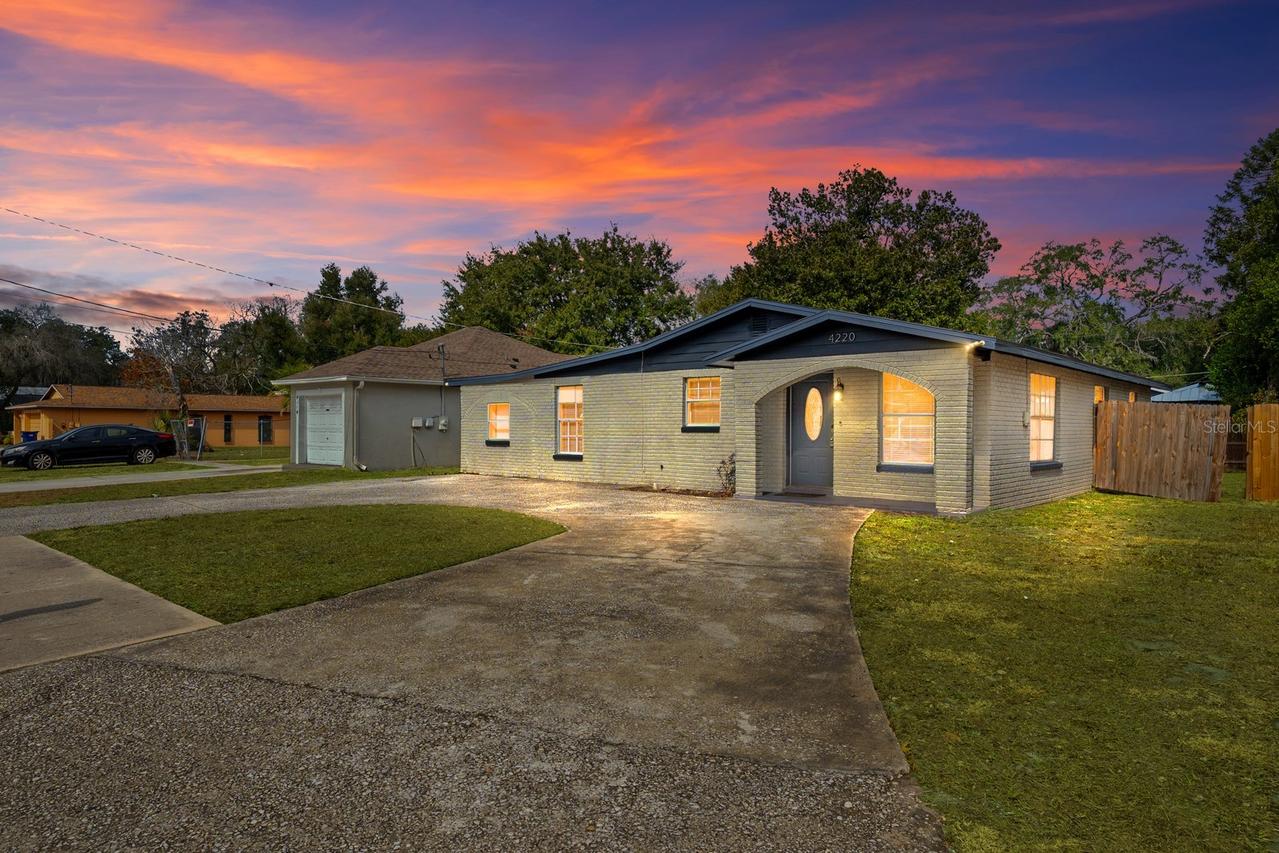 4220 E Powhatan Ave., Tampa, FL 33610
