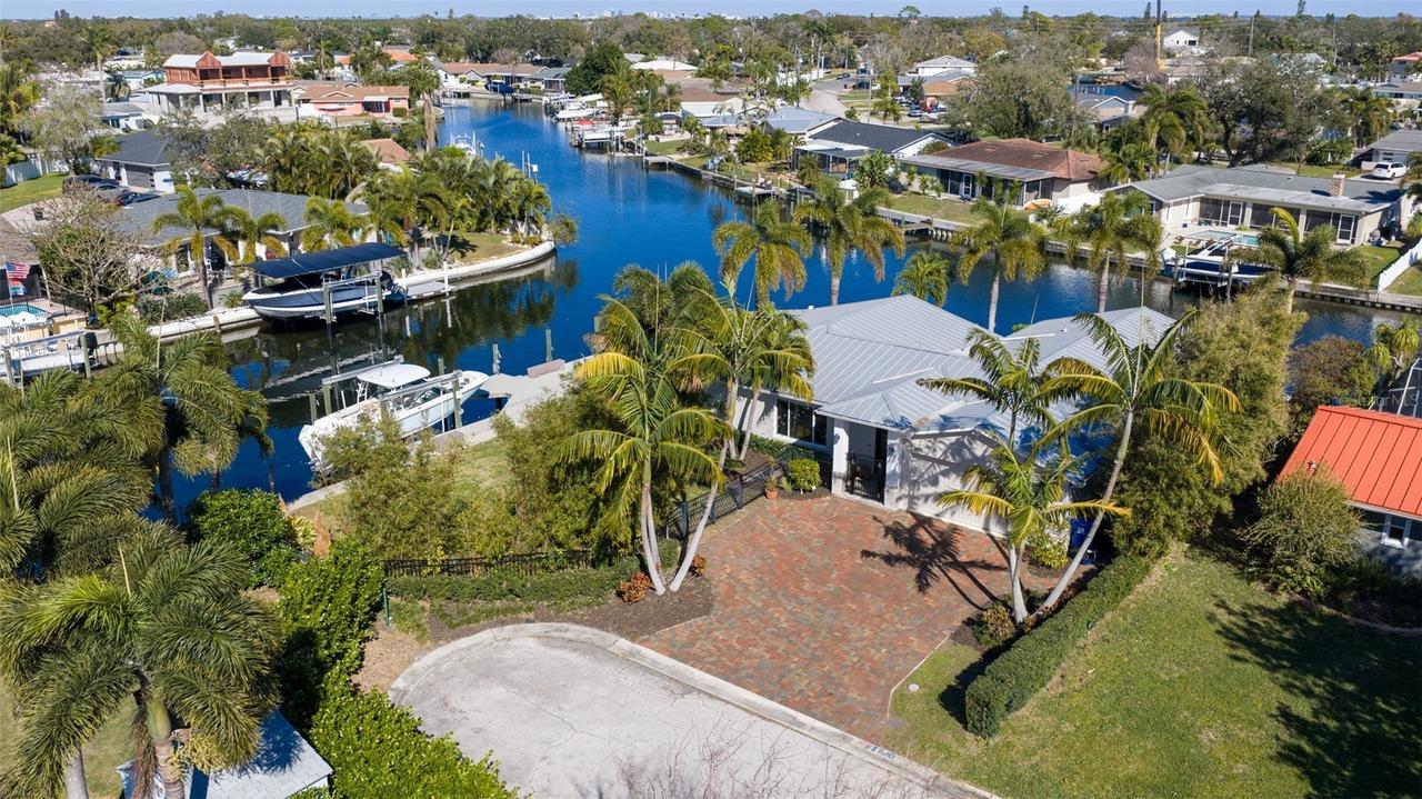 1481 49th Ave., St Petersburg, FL 33703