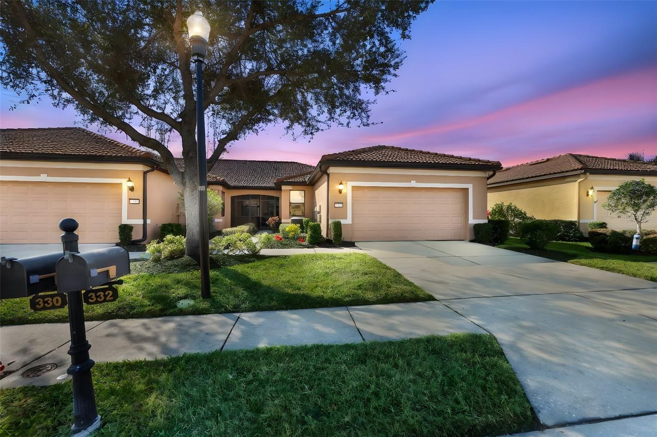 332 Bluewater Falls Ct., Apollo Beach, FL 33572