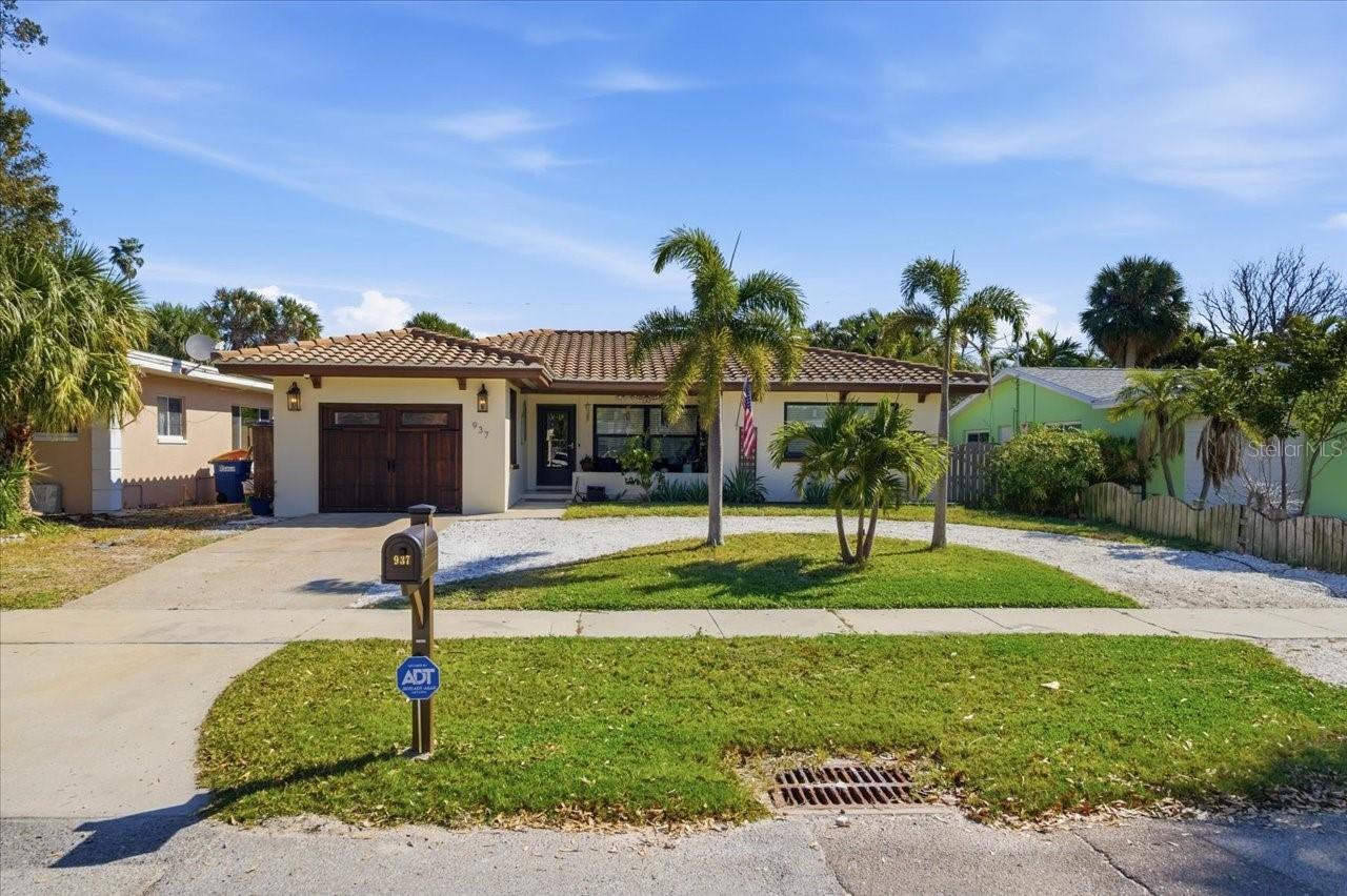 937 Bruce Ave., Clearwater Beach, FL 33767
