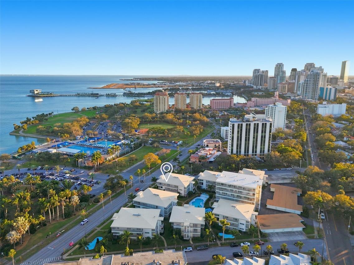 1000 N Shore Dr. #2, St Petersburg, FL 33701