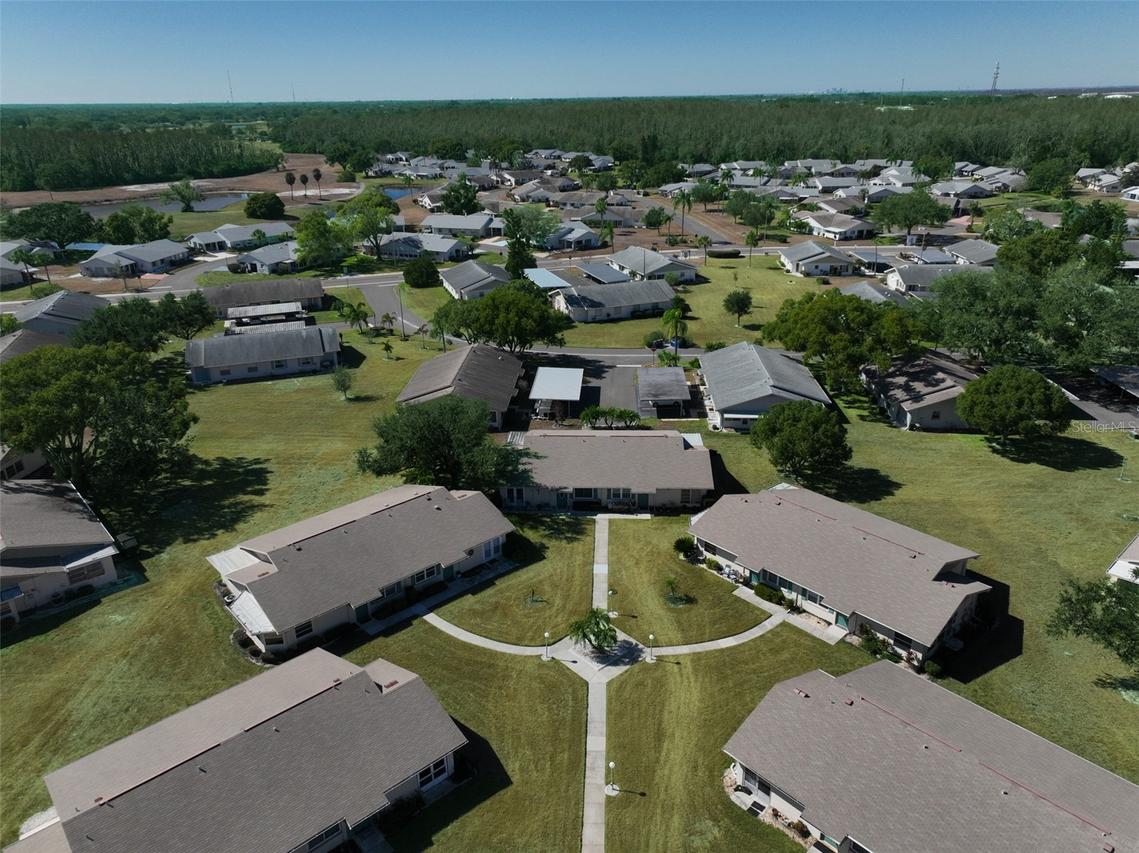 1906 Canterbury Ln. #16, Sun City Center, FL 33573