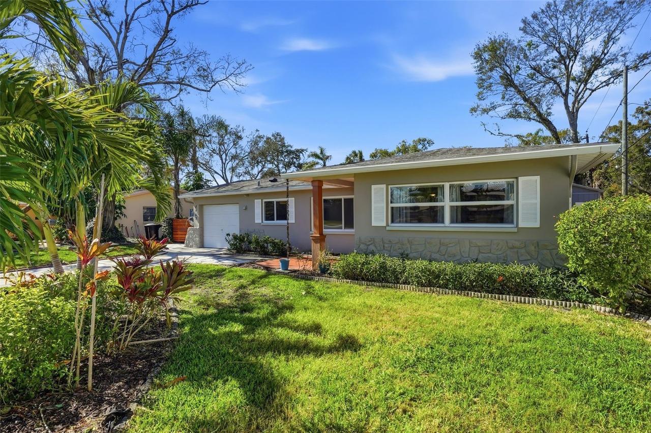 7962 2nd Way, St Petersburg, FL 33702