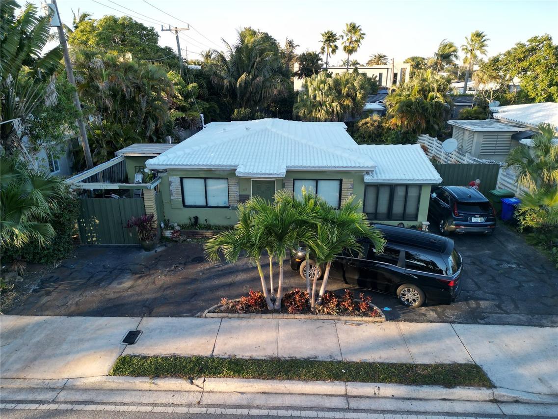 1313 NE 13th St., Fort Lauderdale, FL 33304
