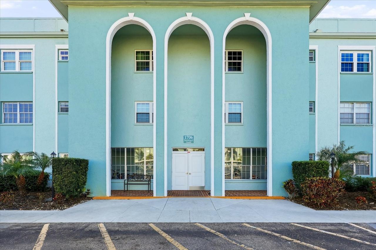 1706 Belleair Forest Dr. #128, Belleair, FL 33756