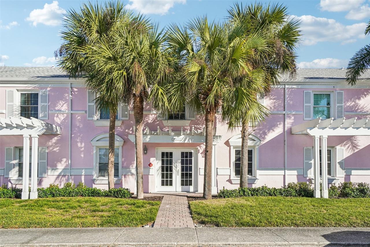 4822 Coquina Key Dr. #B, St Petersburg, FL 33705