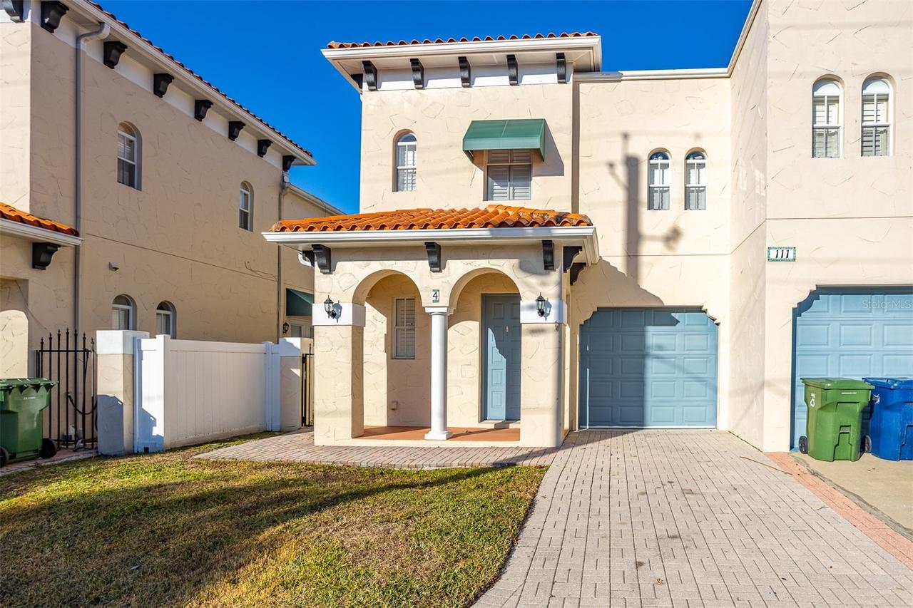 111 S Melville Ave., Tampa, FL 33606