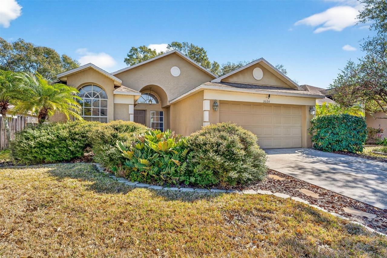 3320 Manor Cove Cir., Riverview, FL 33578