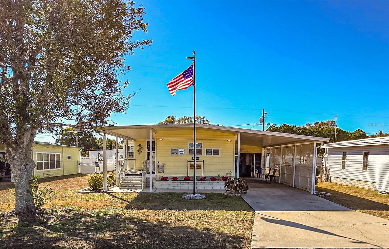 36946 Grace Ave., Zephyrhills, FL 33542