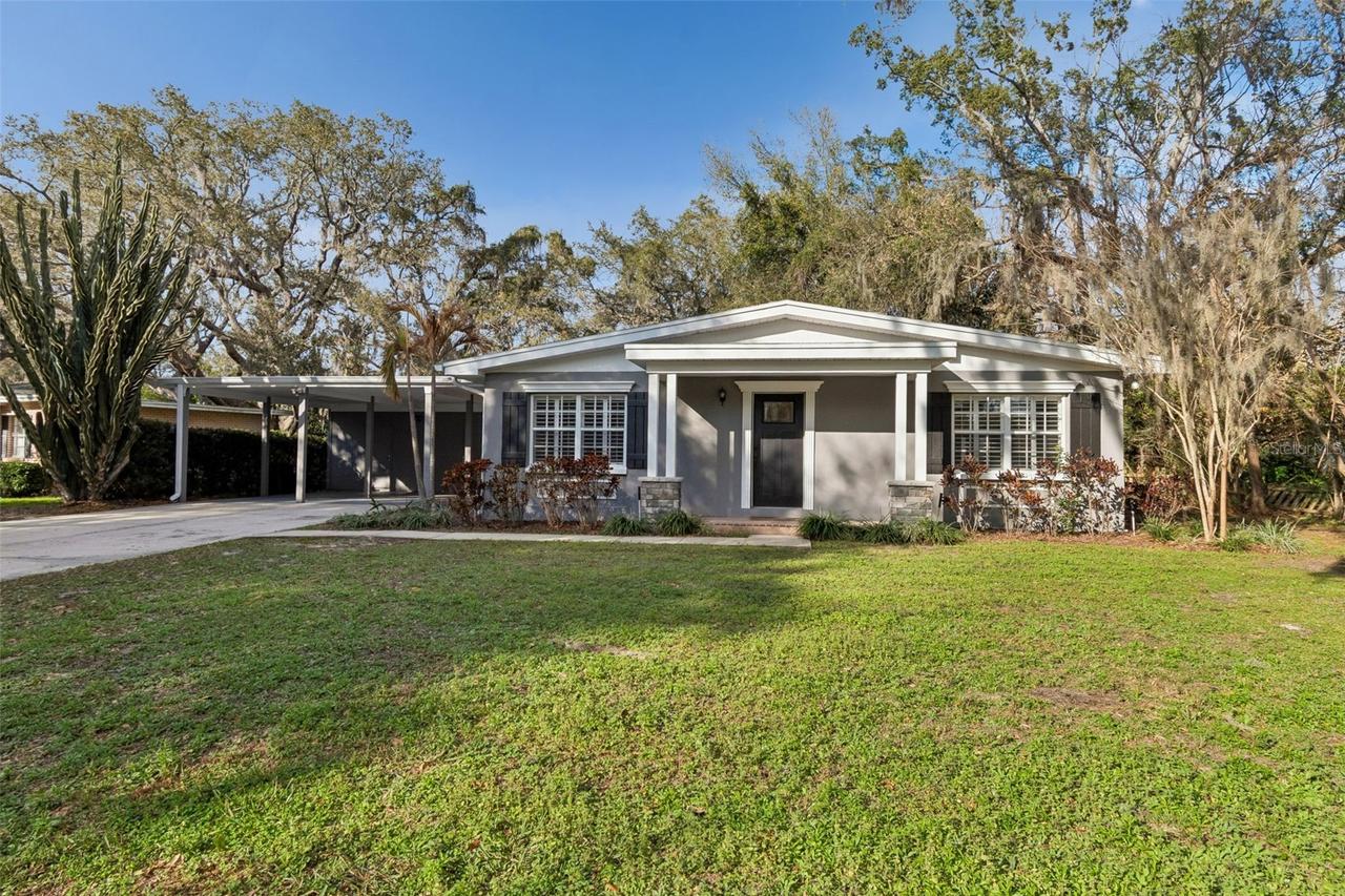 308 Brentwood Dr. #33617, Temple Terrace, FL 33617