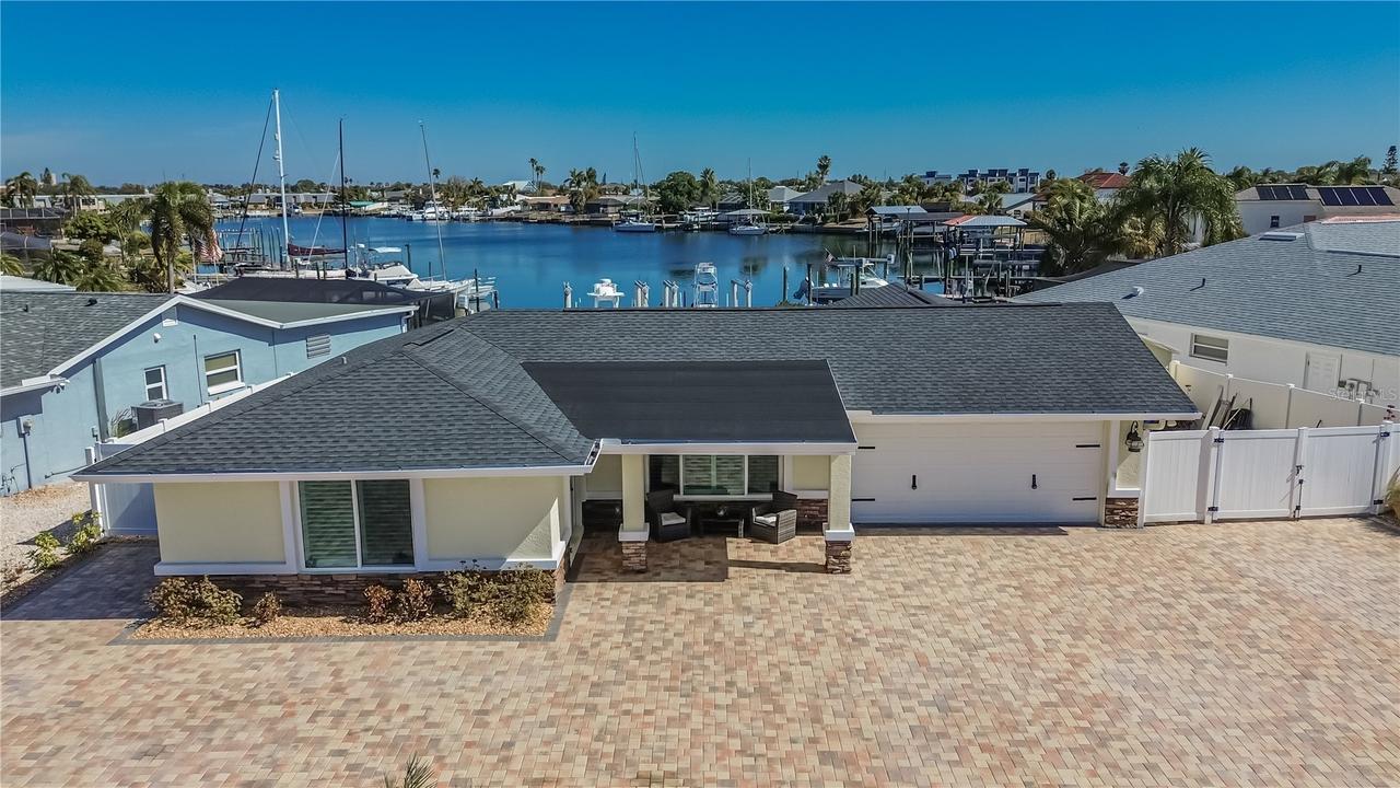 6404 Lake Sunrise Dr., Apollo Beach, FL 33572