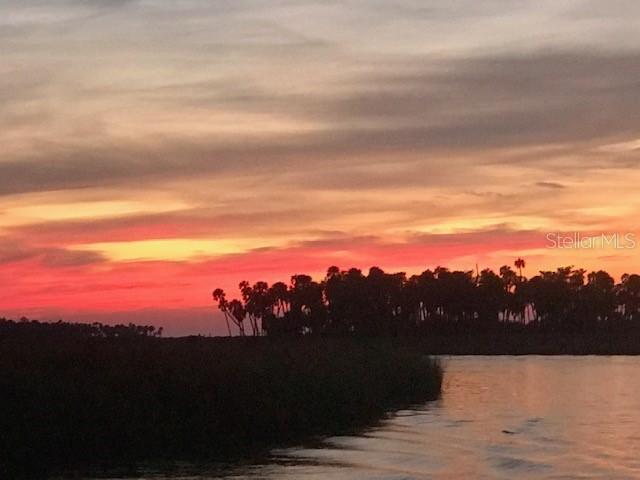 6394 Richard Dr., Weeki Wachee, FL 34607