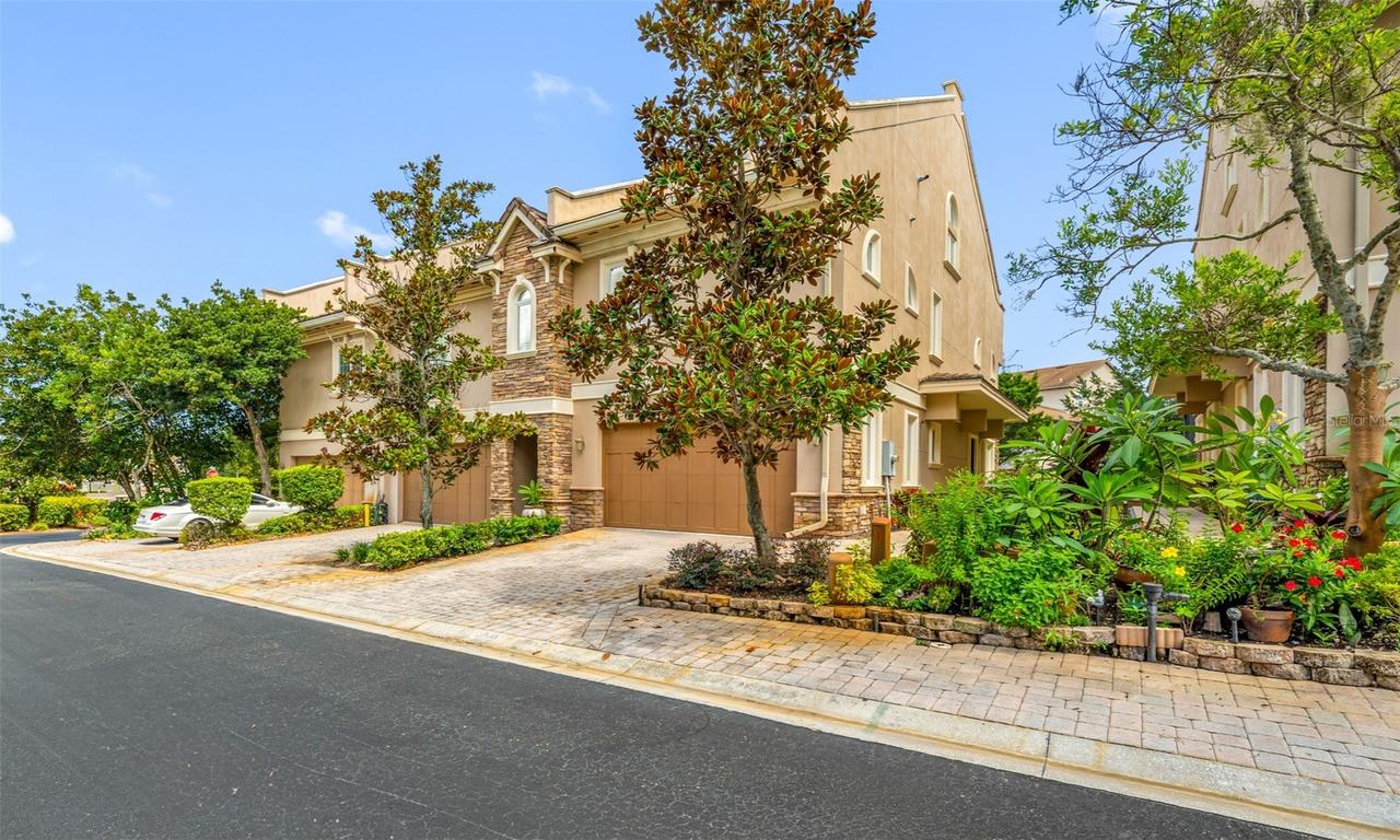 1425 Hillside Landing Dr., Tarpon Springs, FL 34688
