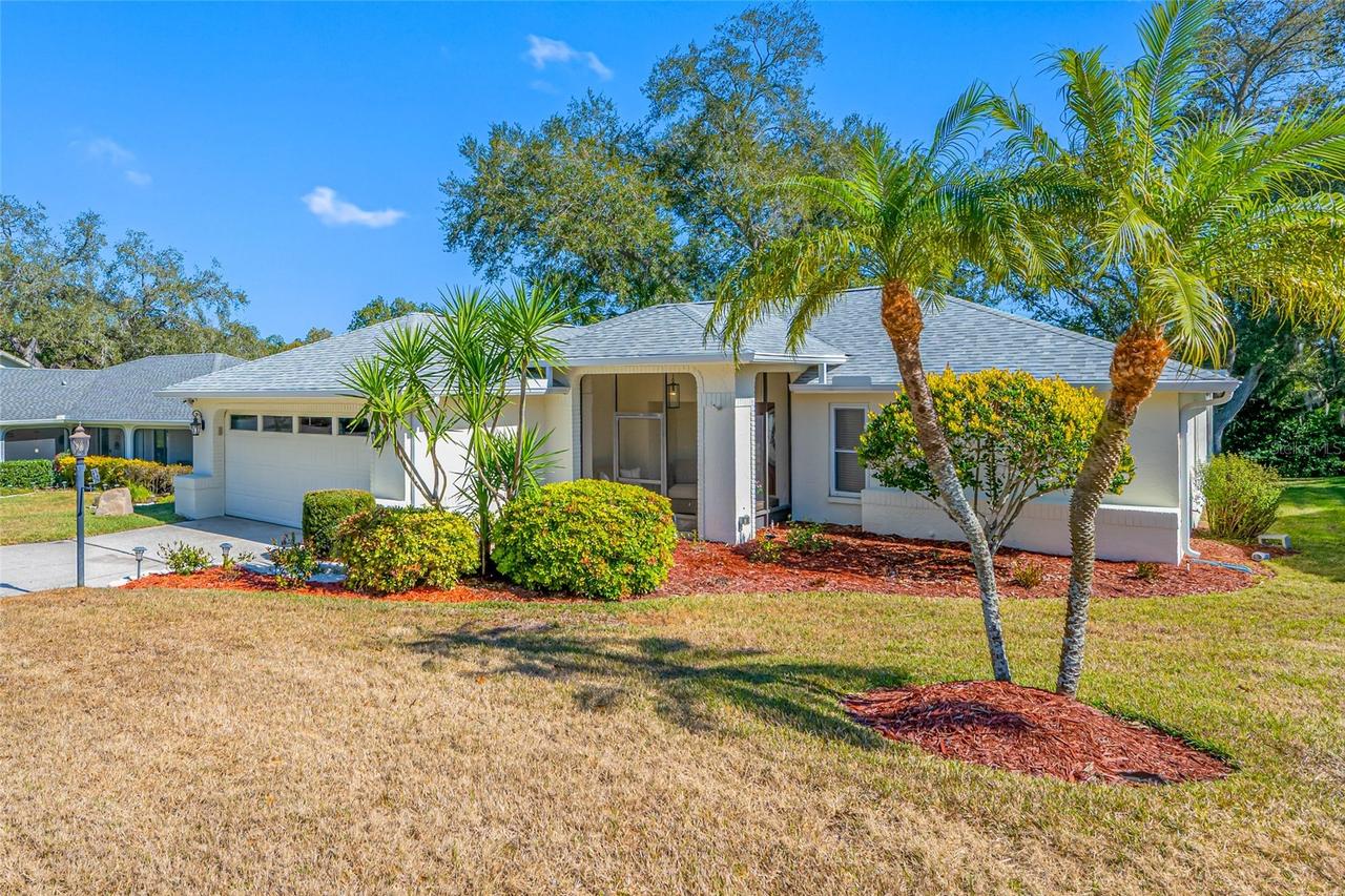 1611 Highland Club Ln., Palm Harbor, FL 34684
