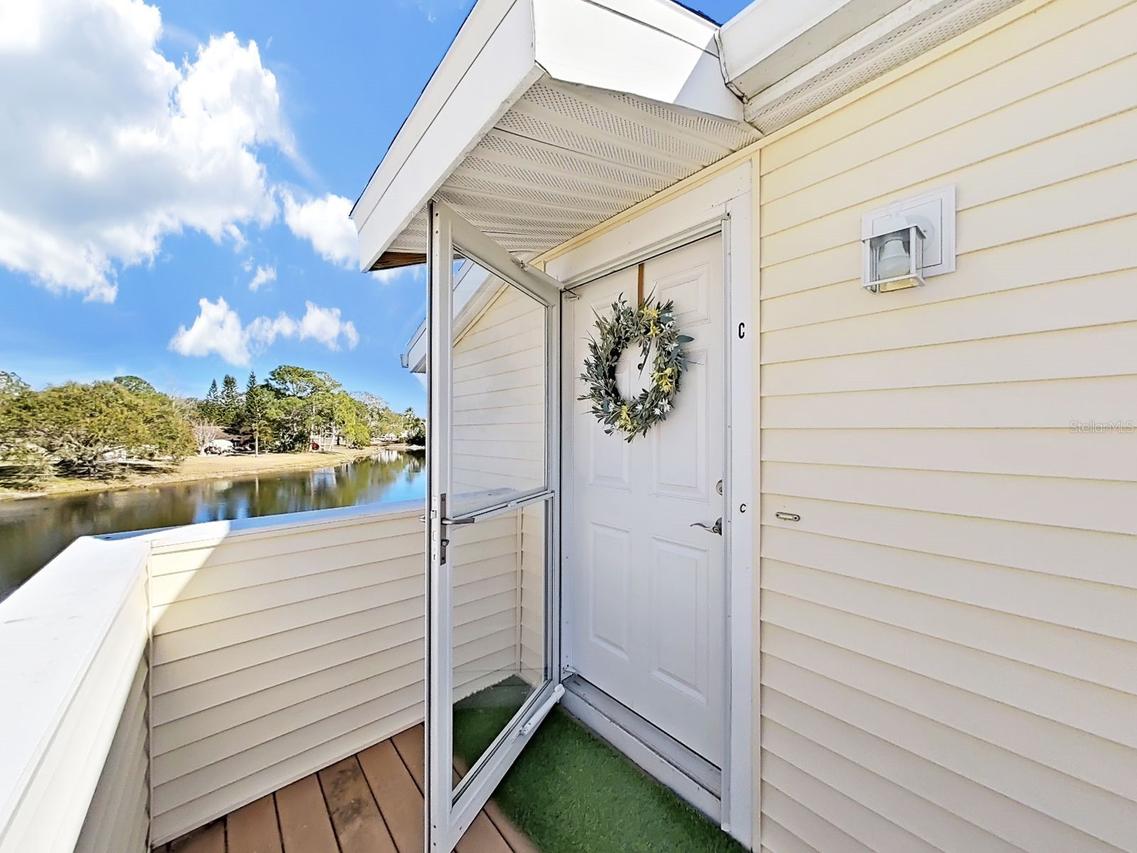 129 Camphor Cir. #C, Oldsmar, FL 34677