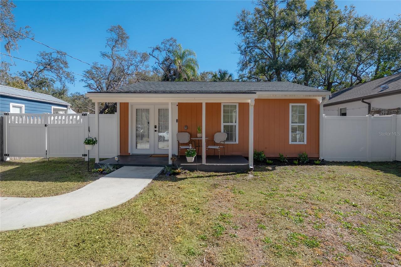 8907 N Dexter Ave., Tampa, FL 33604