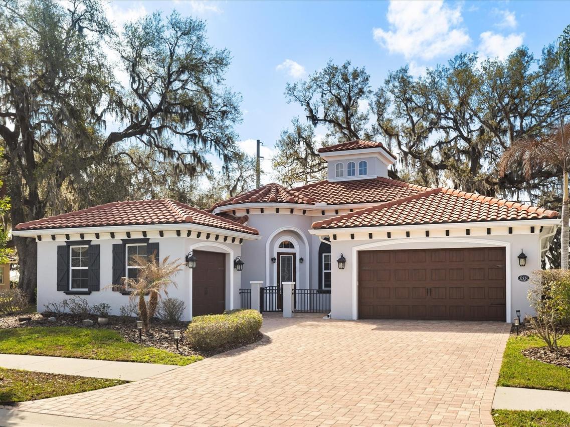 32834 Estate Garden Dr., Wesley Chapel, FL 33545