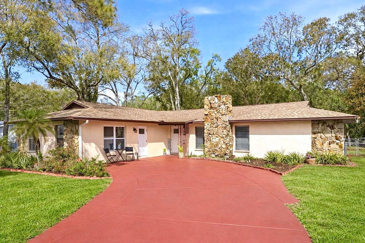 314 E 137th Ave., Tampa, FL 33613