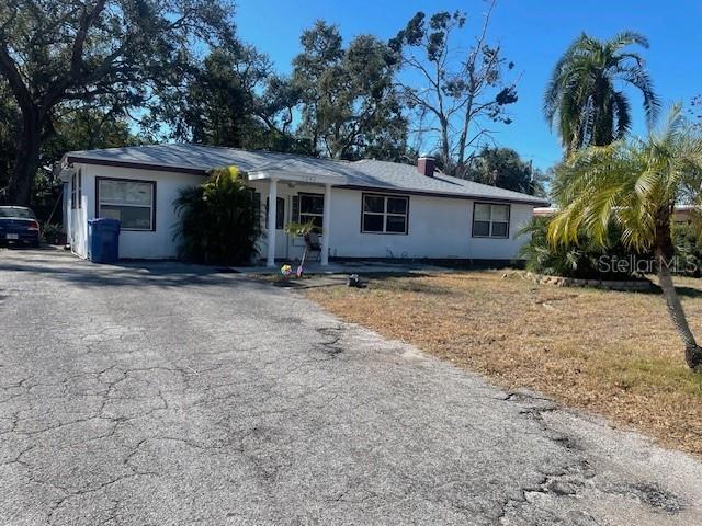 7242 Lynnwood Ave., St Petersburg, FL 33710