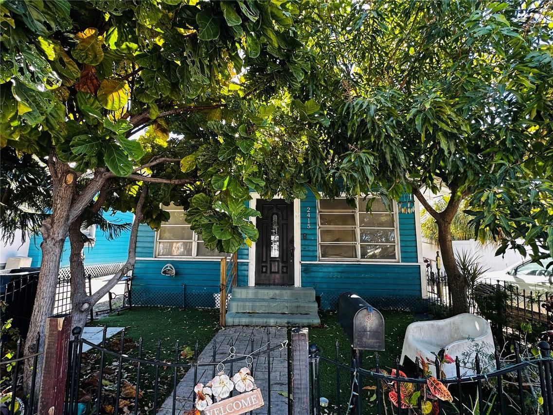 2415 Marconi St., Tampa, FL 33605