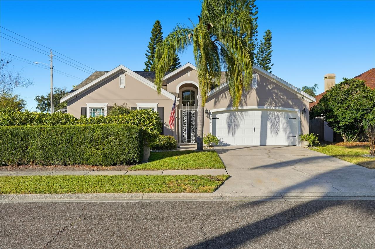 1002 Ventana Dr., Sun City Center, FL 33573