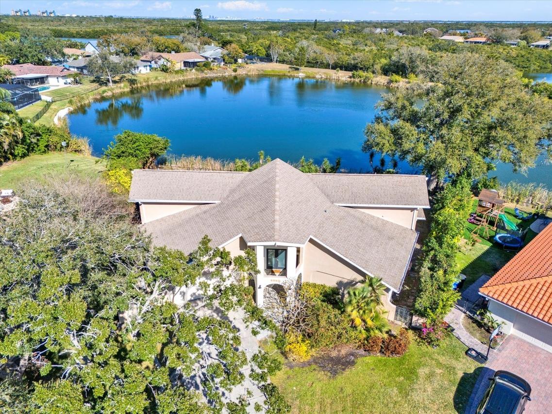 1461 74th Cir., St Petersburg, FL 33702