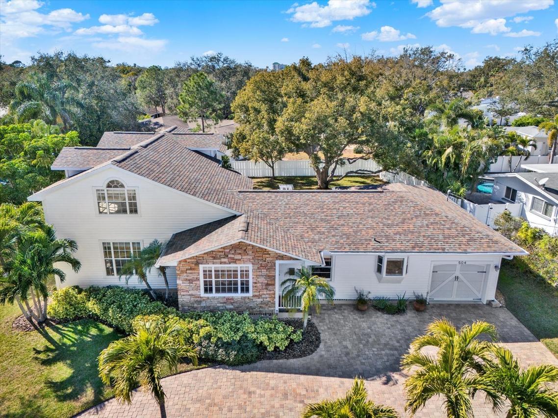 504 Fairview Rd., Belleair, FL 33756